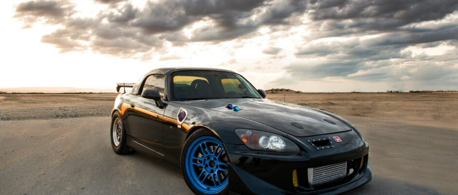 Excellent Car Hire Services for All in Dubai 